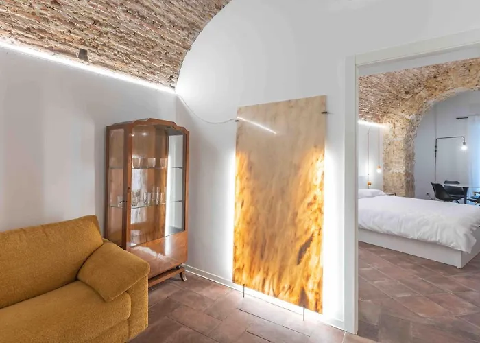 Calderai 82 Suites 1 E 2